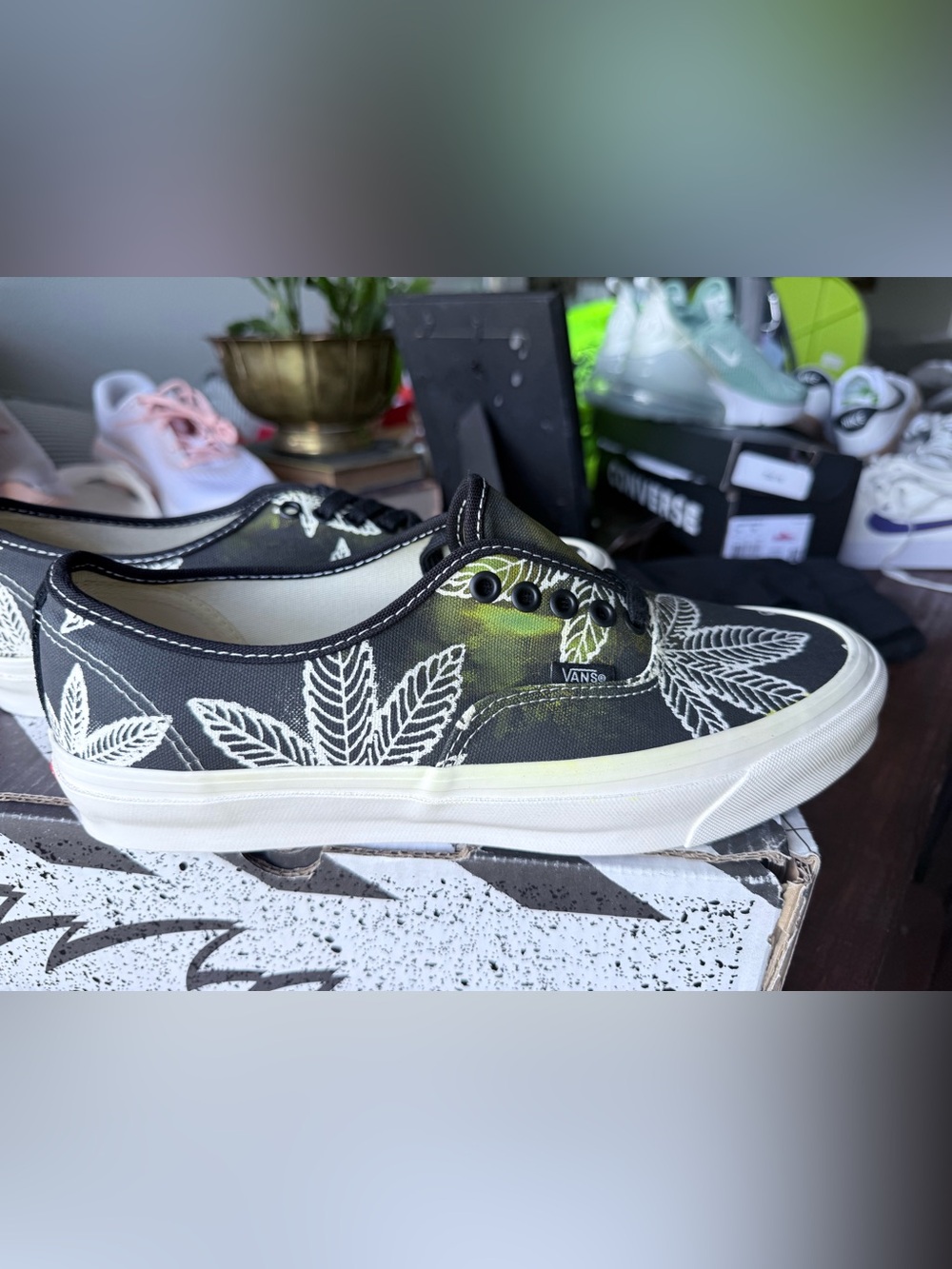 Vans Vault OG Authentic LX "Sweet Leaf" “Skunk”